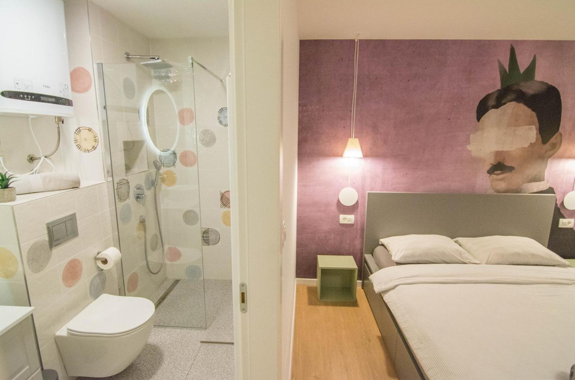 Romiru Rooms And Studio Apartment สปลิท ภายนอก รูปภาพ